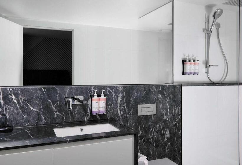 수피리어 룸, Movenpick Hotel Melbourne On Spencer