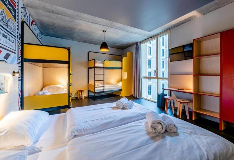 Quarto Familiar, Meininger Hotel Bordeaux Gare Saint Jean