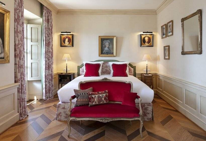 Suite with Terrace, Airelles Gordes, La Bastide