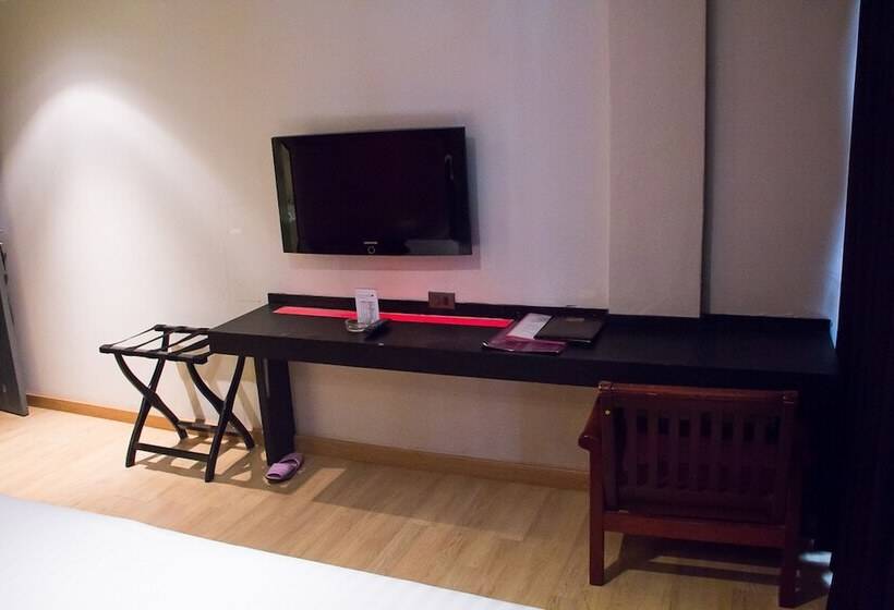 Quarto Deluxe, Grand Inn
