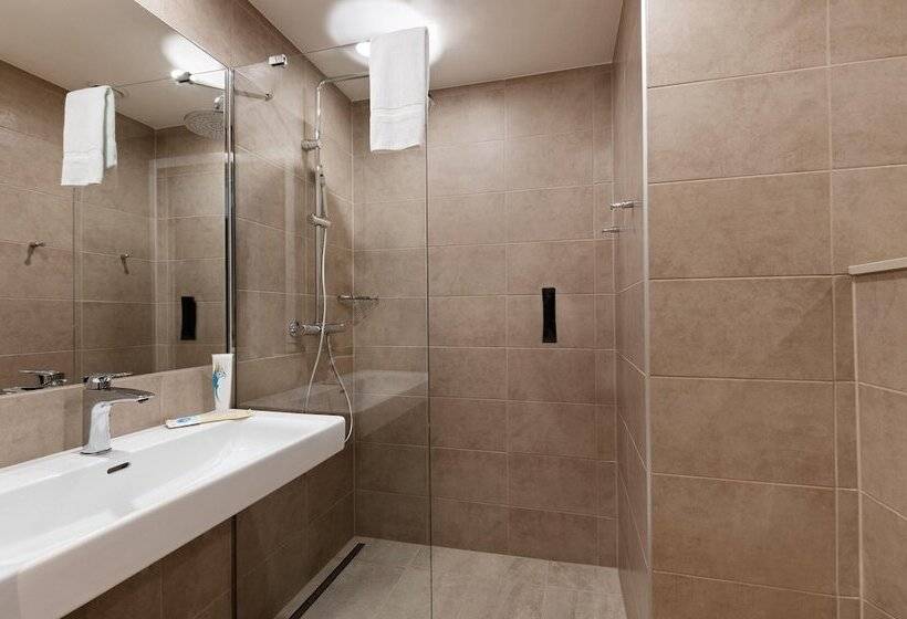 Номер Стандарт, B&b Hotel Oftringen