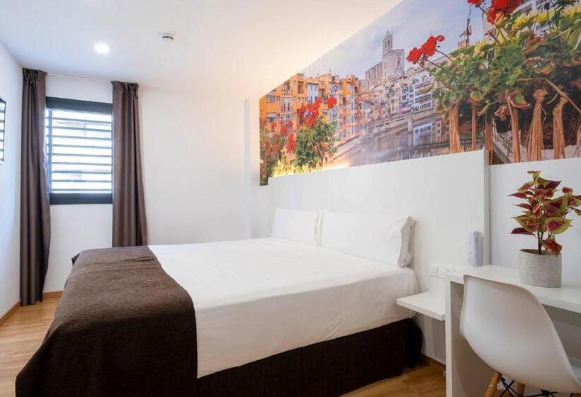 اتاق لوکس, Bestprice Girona