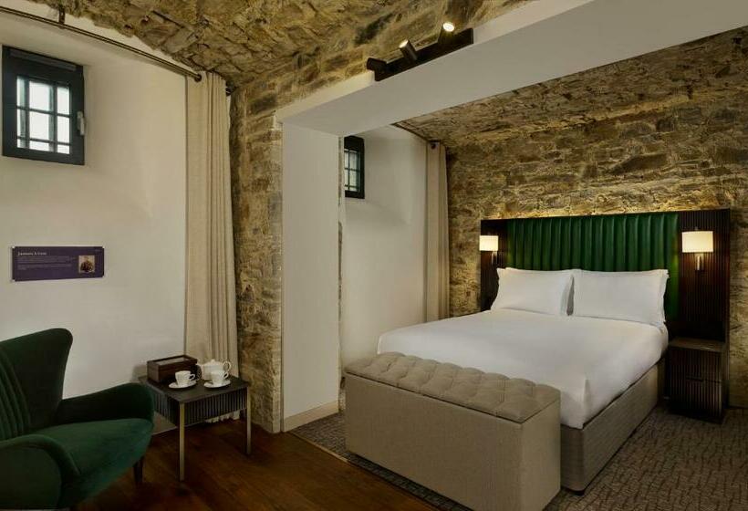 Номер Стандарт, Bodmin Jail