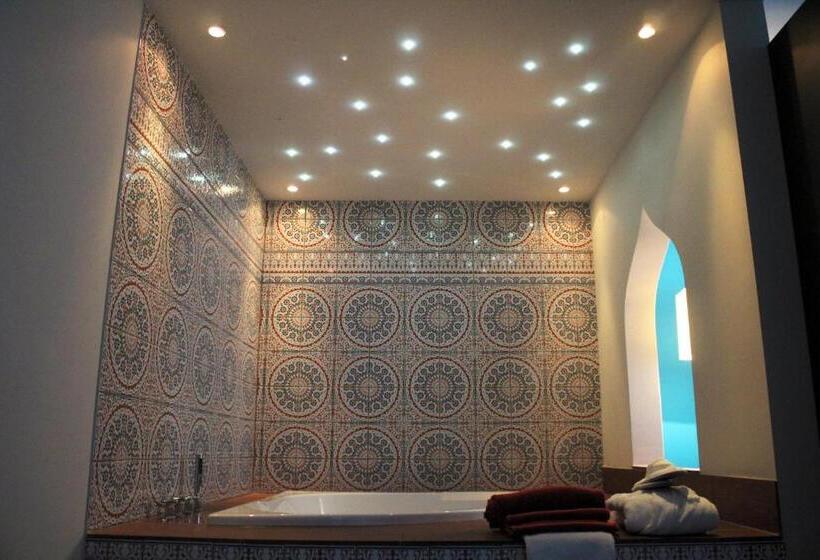 带按摩浴盆的套房, Besttime Hotel Bendorf Koblenz