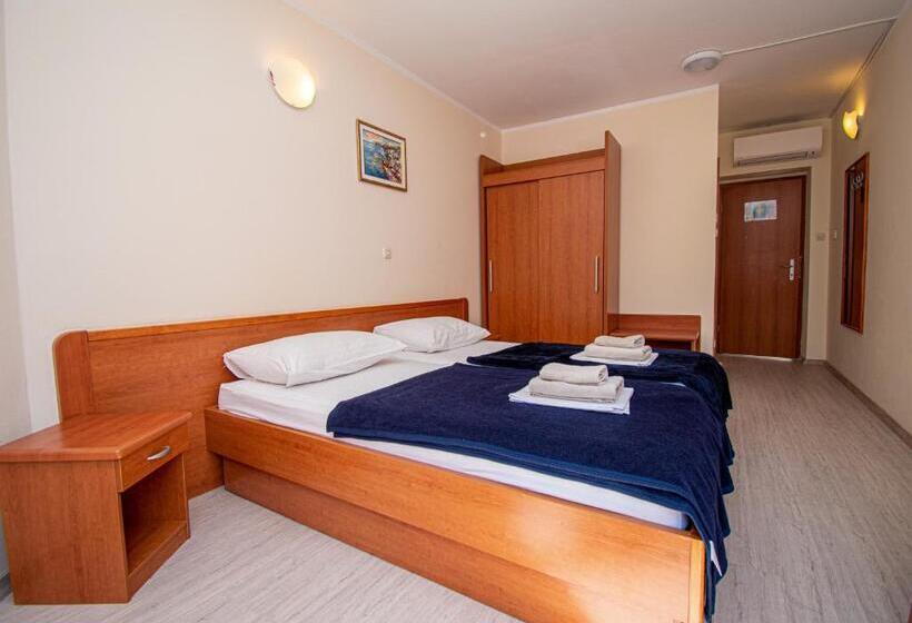 Номер Стандарт с Балконом, Centinera Resort