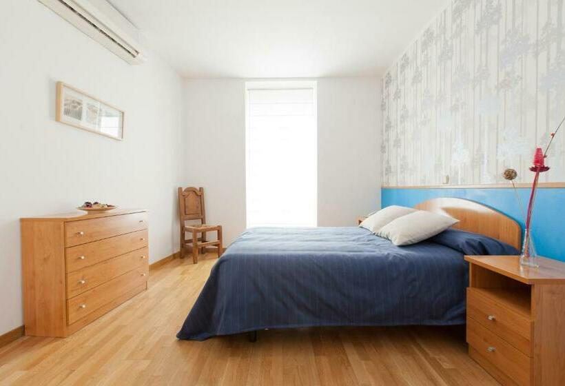 اتاق استاندارد, Hostal Montaloya
