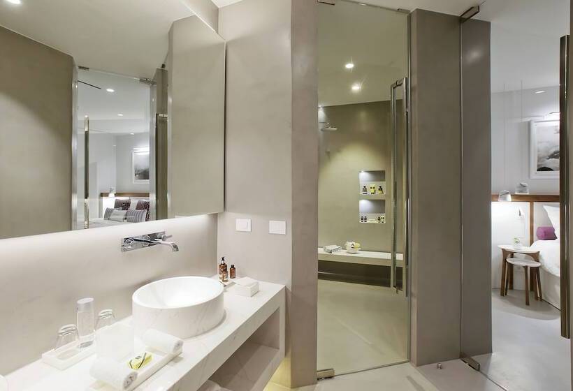 سوییت جونیور, Grace Hotel, Auberge Resorts Collection
