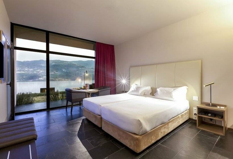 Номер Стандарт Вид на Сад, Douro Palace Hotel Resort & Spa