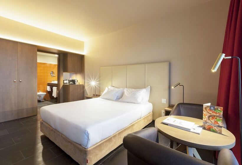 Номер Стандарт Вид на Сад, Douro Palace Hotel Resort & Spa