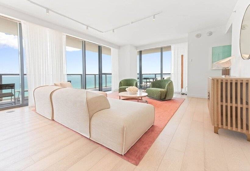 3 Bedroom Suite, W South Beach