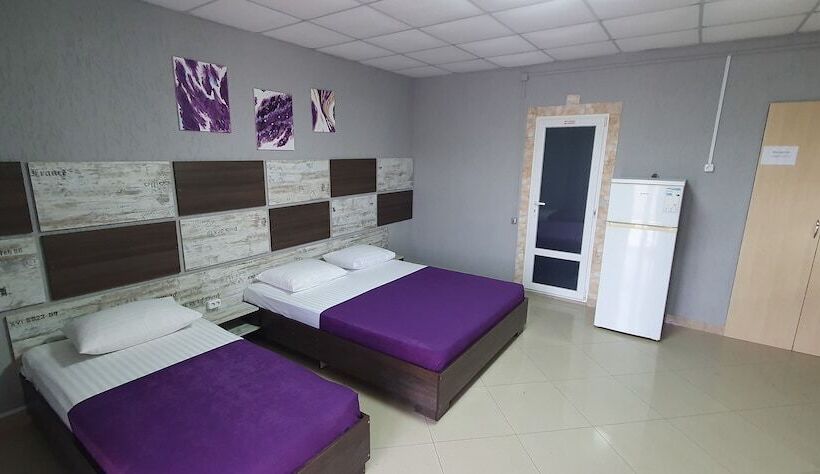 Четырехместный Номер Стандарт, Nar Motel
