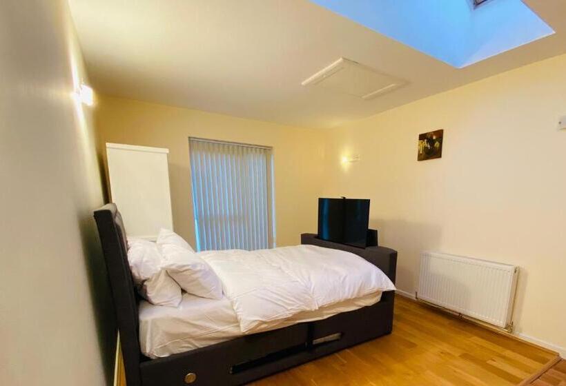 Дом 1 Спальня, Birmingham Guesthouse