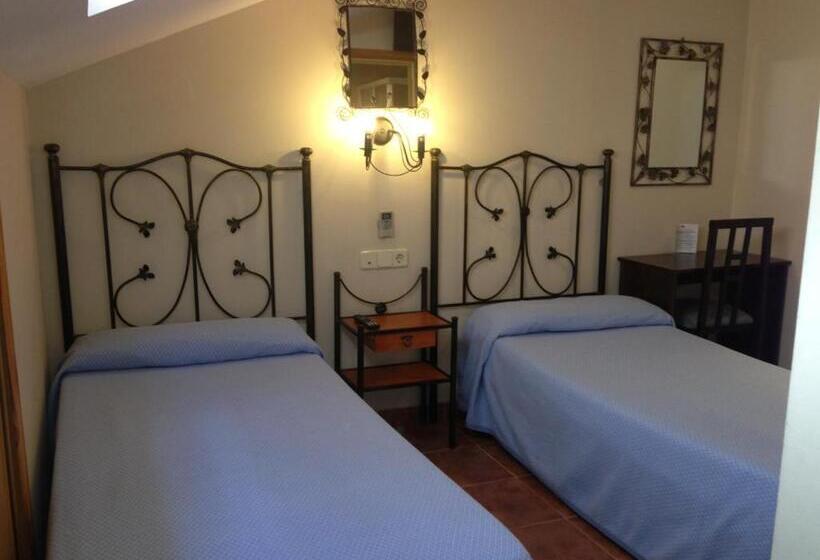 Номер Стандарт, Hostal San Martin