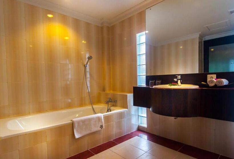 اتاق لوکس, Champlung Mas Hotel Legian
