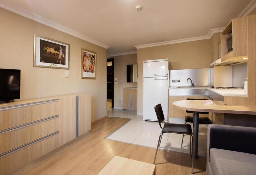 اتاق استاندارد چهار تخته, Gallery Residence & Hotel Nişantaşı
