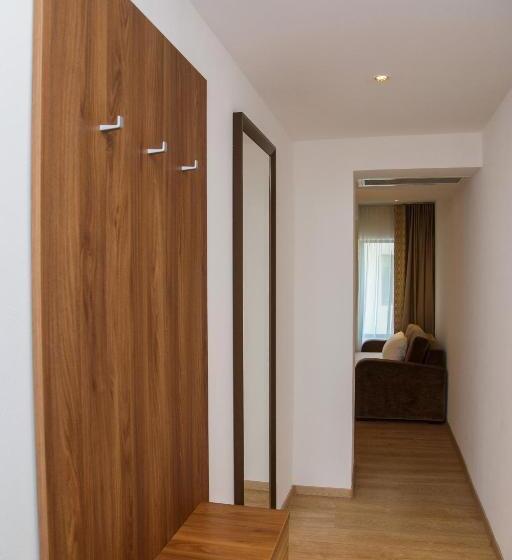 اتاق استاندارد, New Egreta Resort