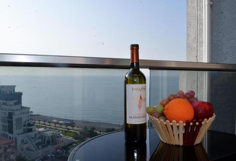 استودیوی استاندارد با چشم‌انداز دریا, Orbi Sea Tower