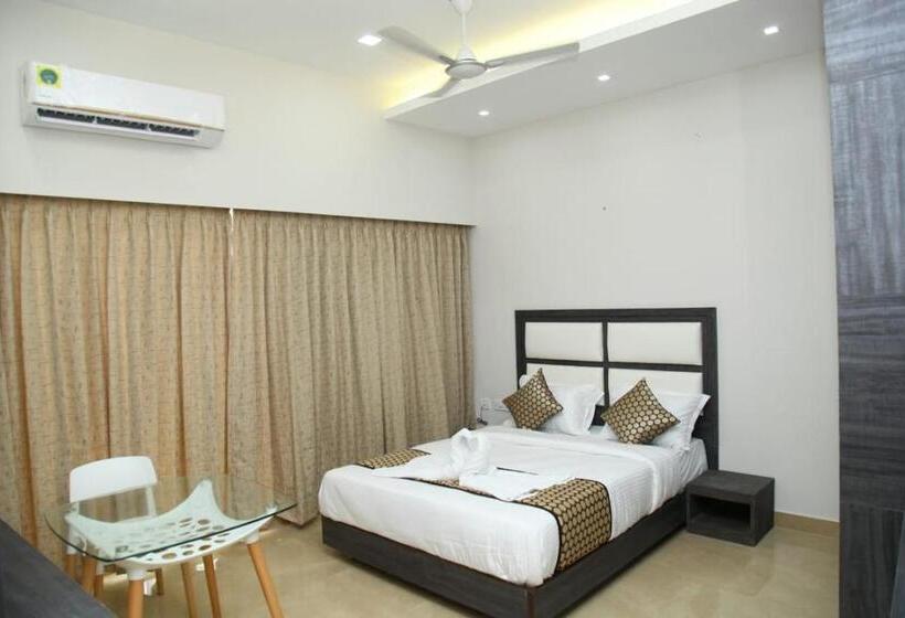غرفة ديلوكس سرير كينج, Century Courtyard
