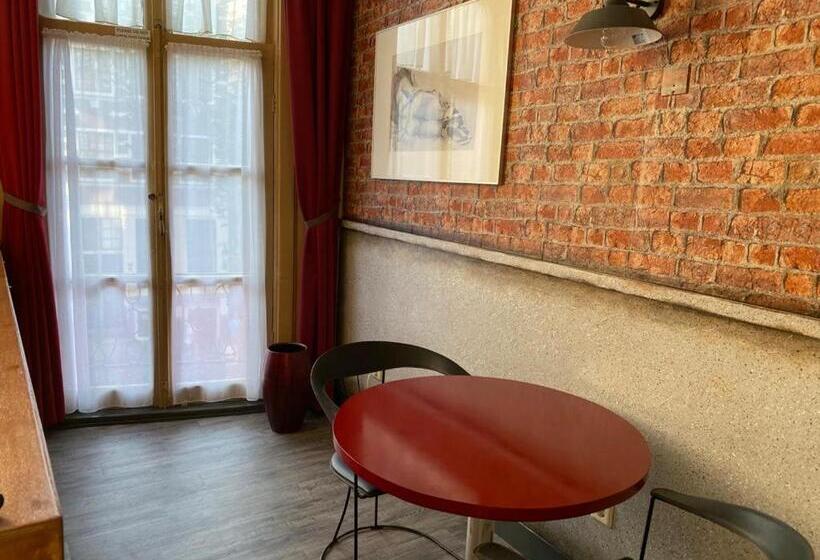 اتاق سوپریور با چشم‌انداز شهر, & Bar Royal Taste Amsterdam