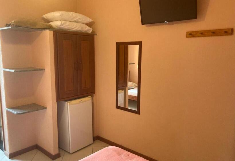 Quarto Triplo Estandar, Pousada Maravista
