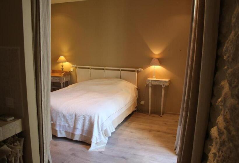 اتاق لوکس با بالکن, Le Patio