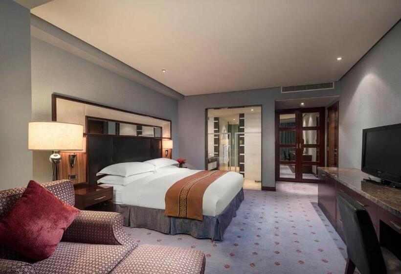 سوییت سوپریور, Crowne Plaza Wuxi City Center