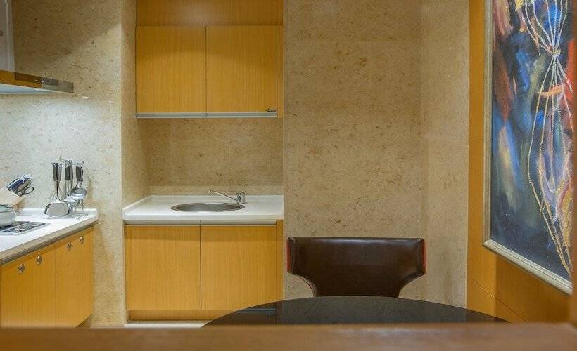 سوییت لوکس, Glenview Itc Plaza Chongqing