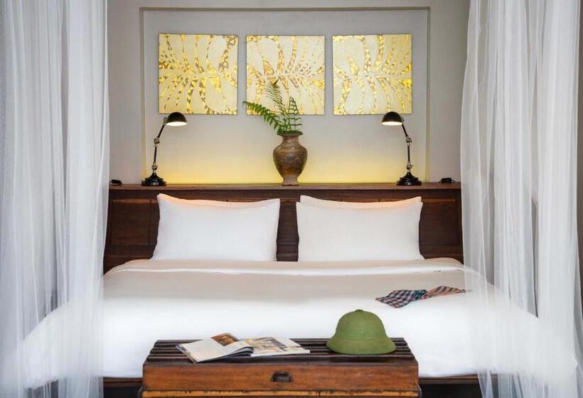 带按摩浴盆的套房, Heritage Suites