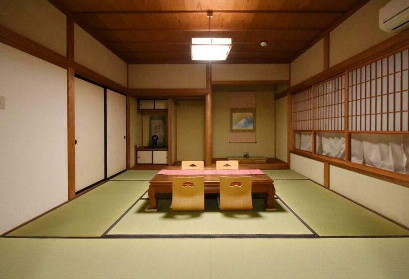 Номер Стандарт, 一棟貸し切り ゲストハウス Sai