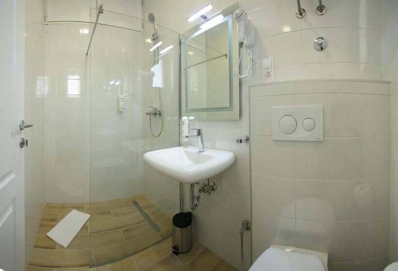اتاق سوپریور خانوادگی, Villa Prestige
