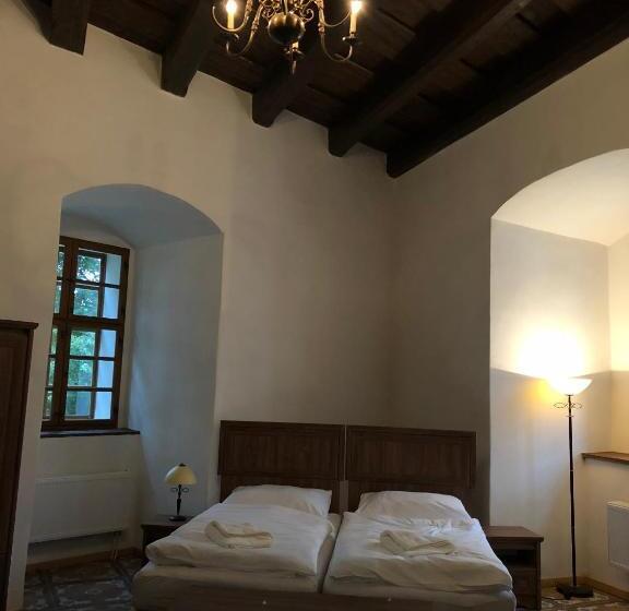 Номер Стандарт, Zámek Kolštejn   Hotel Chateau Goldenstein