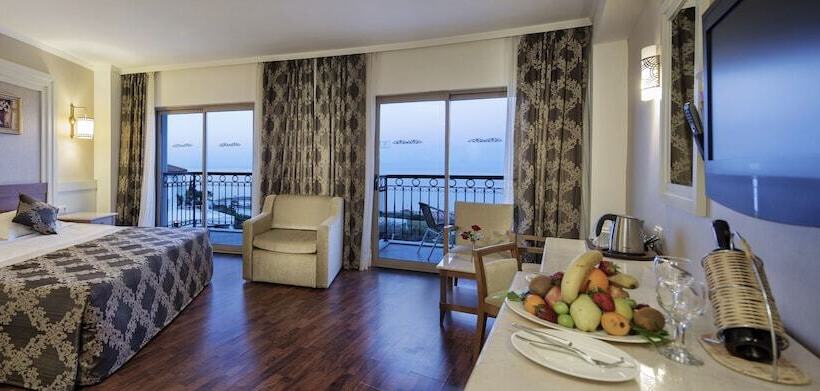 Номер Superior Вид на Море, Alba Queen Hotel - Ultra All Inclusive