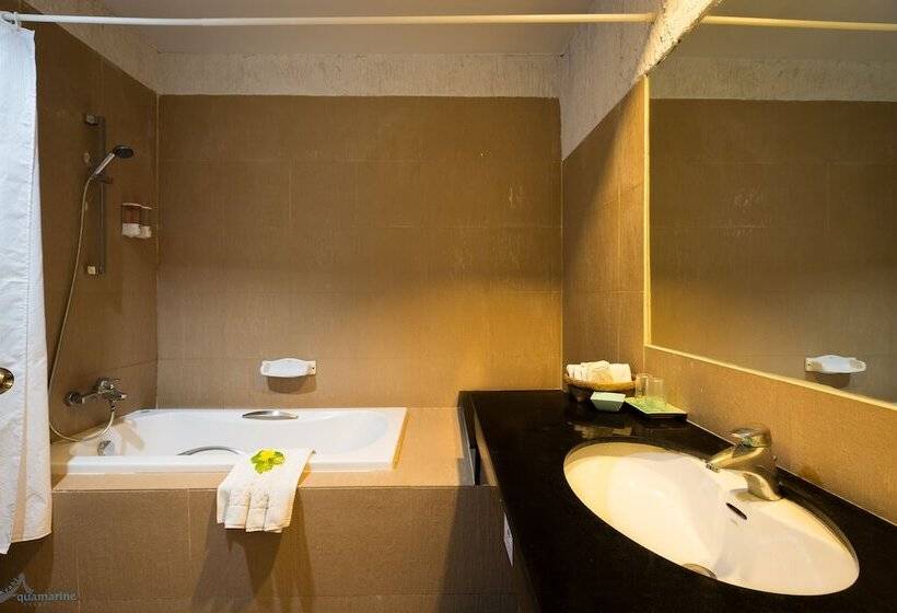اتاق لوکس, Krabi Aquamarine Resort   Sha Plus