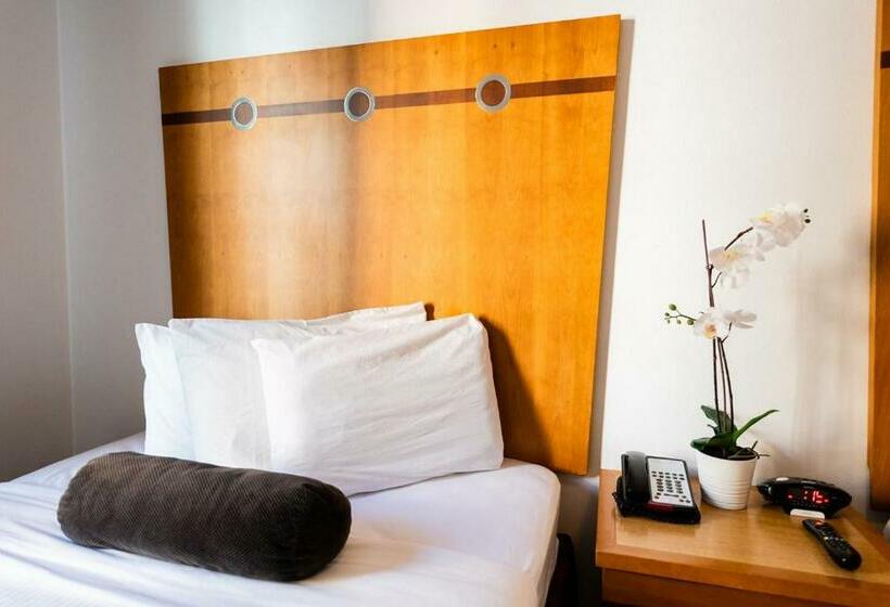 חדר סופריור, Majestic Hotel South Beach