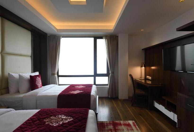 اتاق استاندارد برای معلولان, Ramada By Wyndham Gangtok Hotel & Casino Golden
