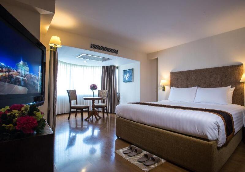 سوئیت 2 خوابه, Furama Chiang Mai