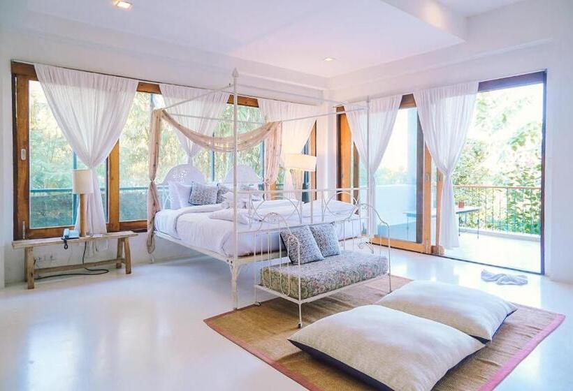 سوییت با چشم‌انداز کوه, Proud Phu Fah Maerim Resort