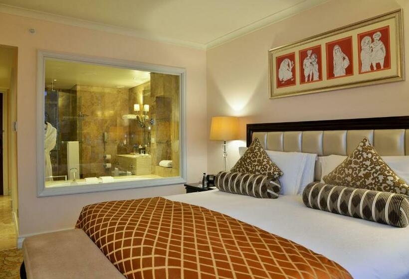 غرفة سوبيريور سرير كينج, Taj Cape Town
