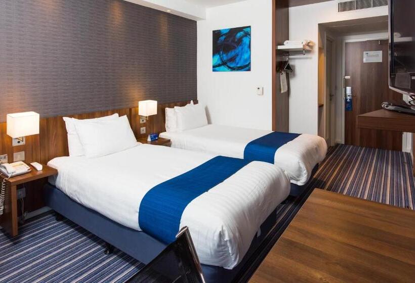 Номер Стандарт, Holiday Inn Express Tamworth By Ihg
