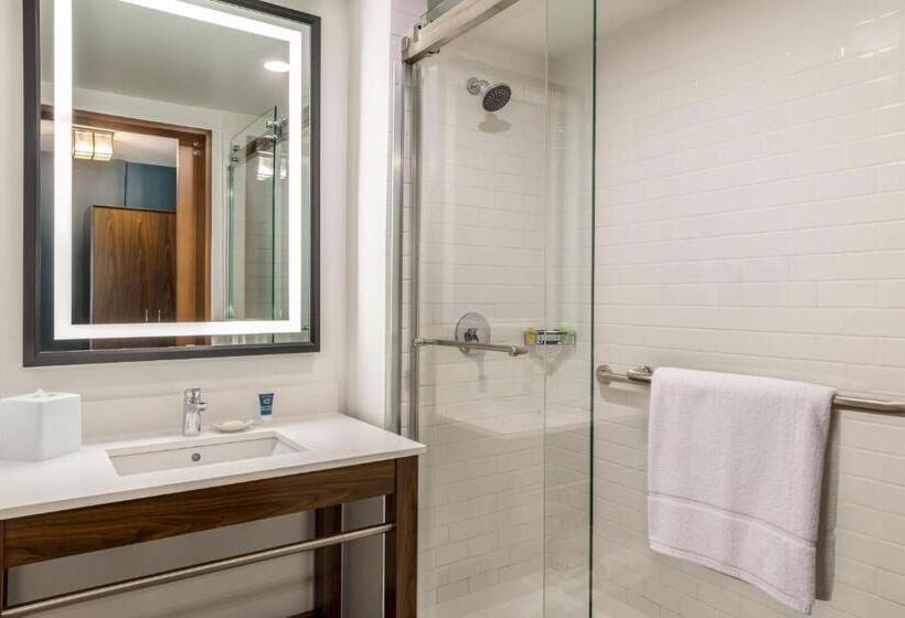 高级客房, Four Points By Sheraton Monterrey Airport