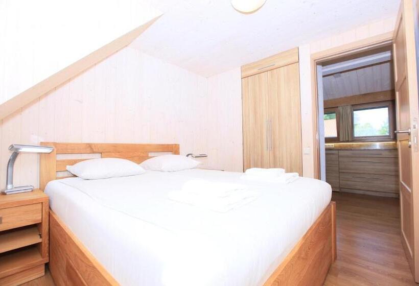 1 Bedroom Apartment Lake View, Vila Neringa
