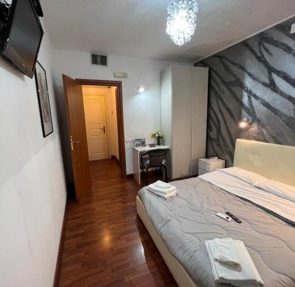 Номер Deluxe, Como