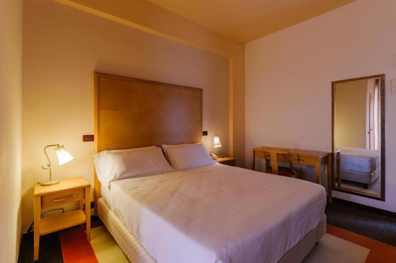 اتاق اکونومی, Park Hotel Serena