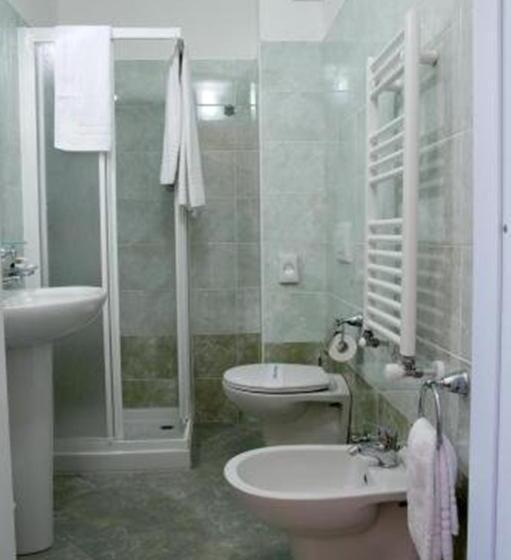 اتاق سوپریور سه تخته, Principi D Acaja
