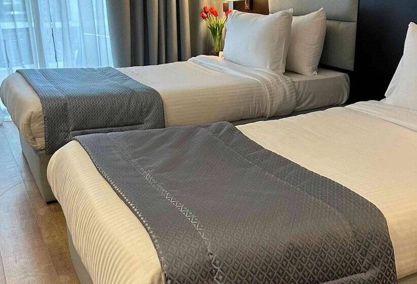 اتاق اجرایی, Ramada By Wyndham Downtown Beirut