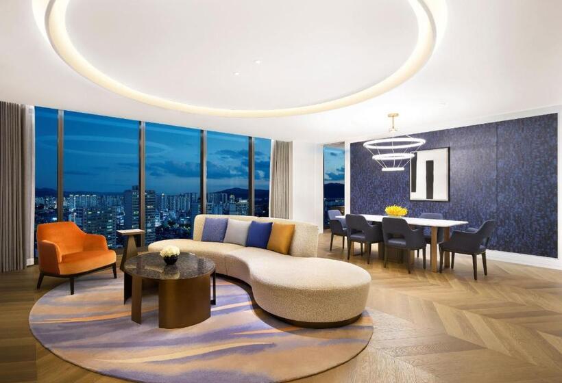 سوئیت کلاب, Sofitel Ambassador Seoul Hotel & Serviced Residences
