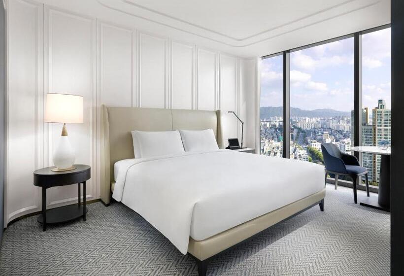 سوییت خانوادگی, Sofitel Ambassador Seoul Hotel & Serviced Residences