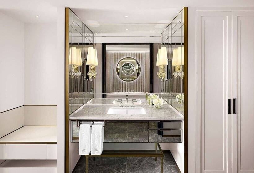 اتاق لوکس با چشم‌انداز دریاچه, Sofitel Ambassador Seoul Hotel & Serviced Residences
