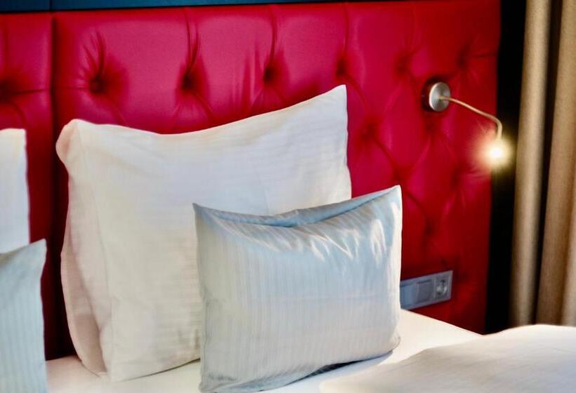 Номер Стандарт, Amedia Munich Dachau, Trademark Collection By Wyndham