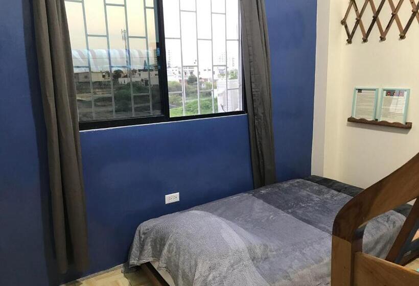 اتاق استاندارد چهار تخته, Posada Estrella